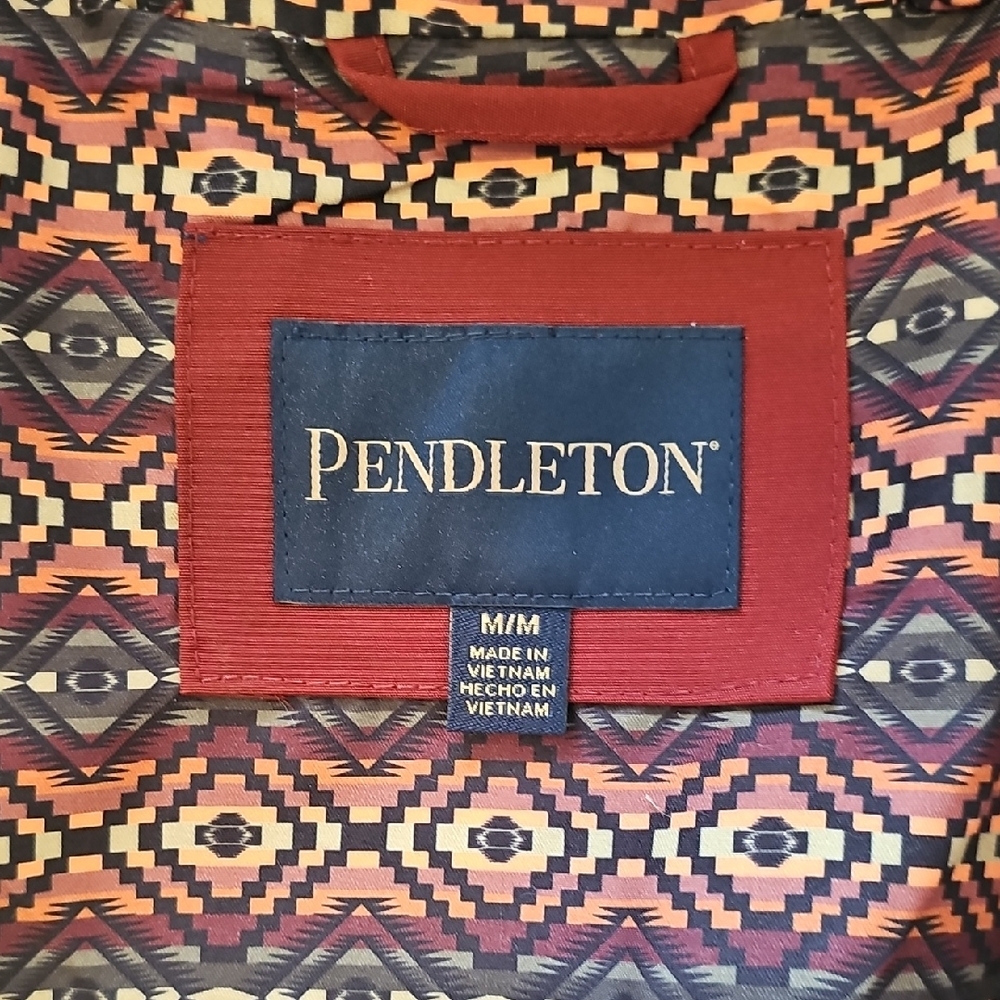 Pendleton Women's Deep Red Rain Jacket - Picture 6 of 9